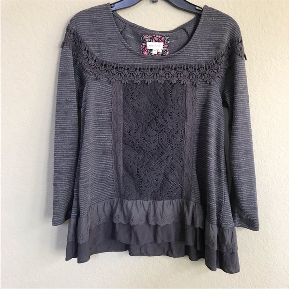 Anthropologie Meadow Rue Flutter Top - Picture 2 of 7